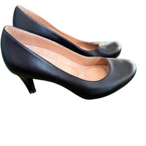 Naturalizer Black Heels
